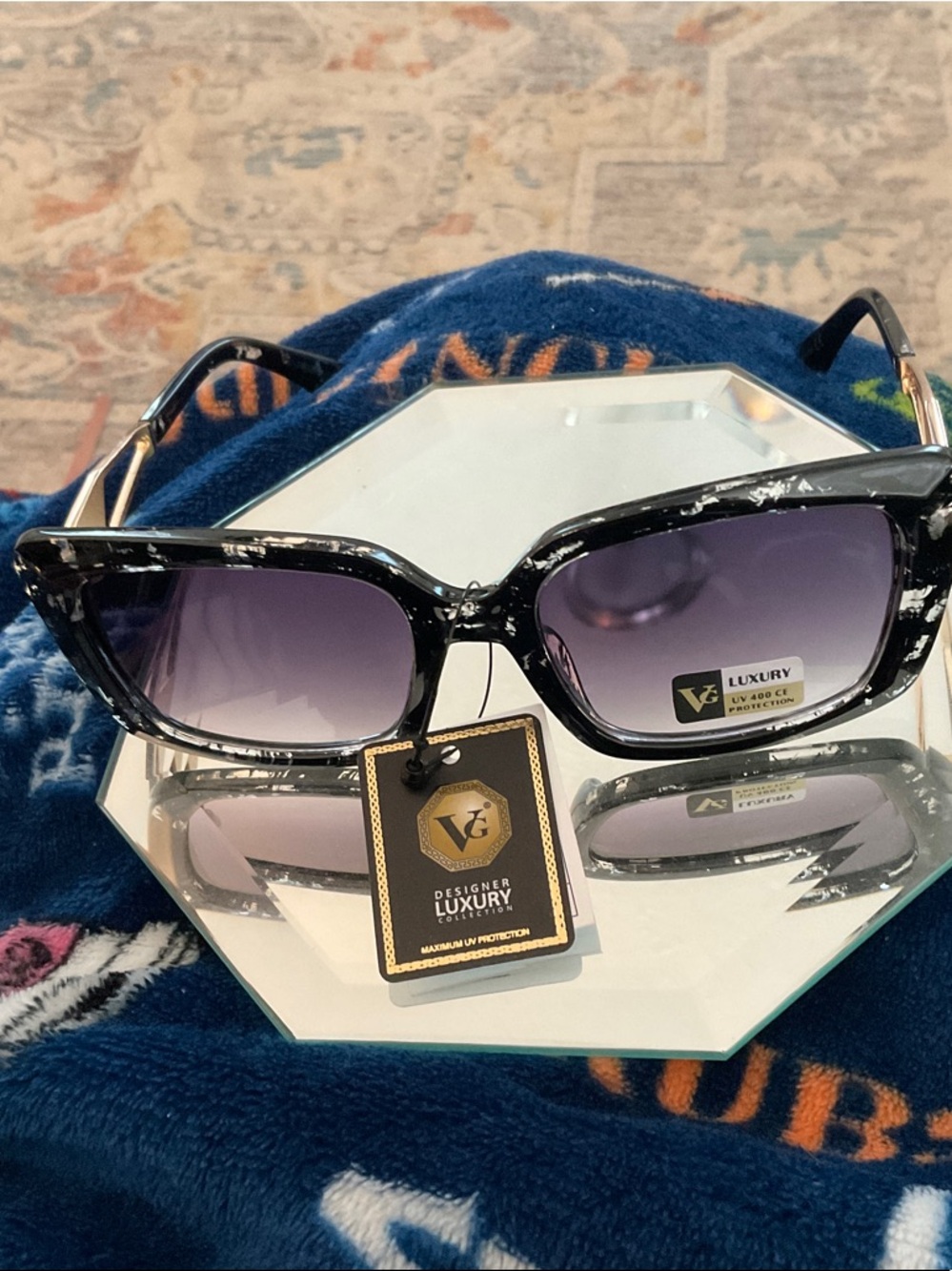 Black Marble Frame Sunglasses with Gradient Purple Lenses